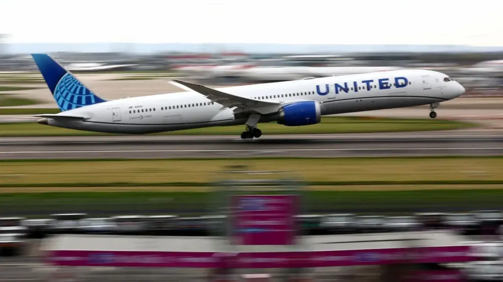 Fuel Costs Ground Profit Hopes While Passenger Demand Soars