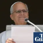 Pontiff Seeks Early Intervention After Lung Discovery