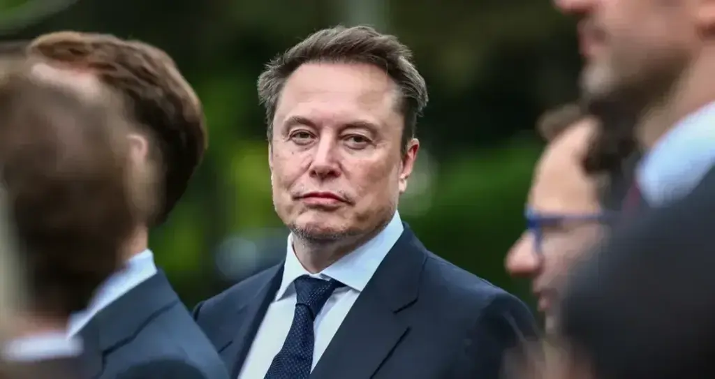 Satellite Ambitions Shake Up Telecom Giants as Musk Targets Mobile Market